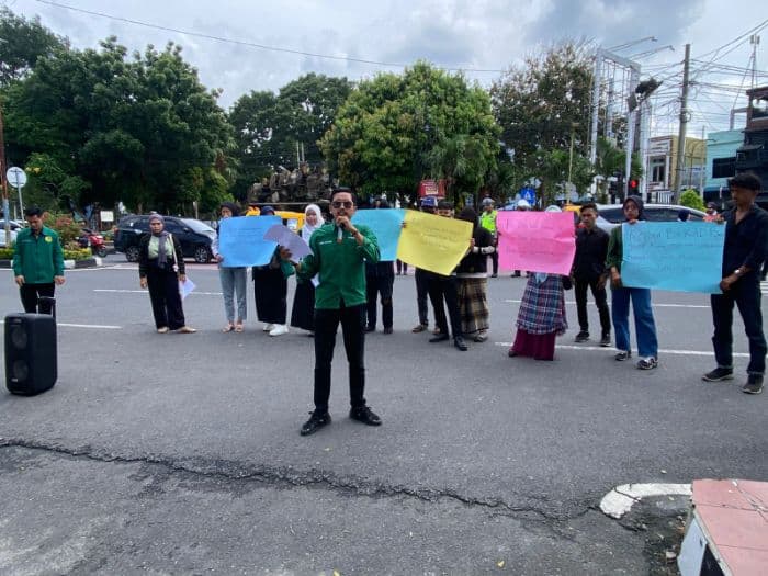 mahasiswa_himmah_desak_wali_kota_binjai_copot_kepala_bpkad_terkait_dugaan_penyalahgunaan_dana_dbh_sawit