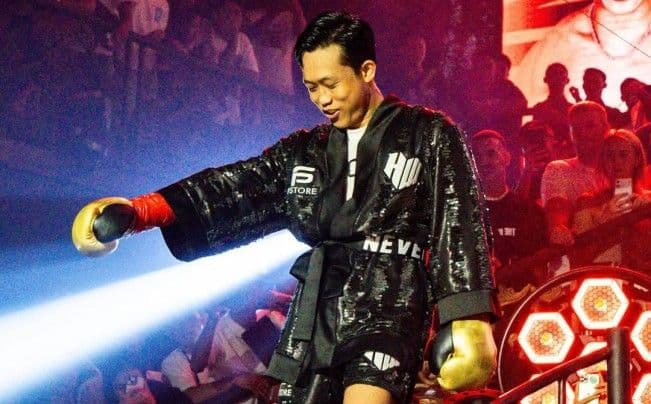 paris_pernandes_kalahkan_edy_boxing_lewat_ko_di_ronde_kedua_hsn_bali_vol_8