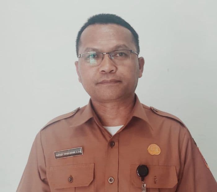 plt_kadis_pendidikan_dairi_pembayaran_tpg_ke13_dilakukan_pemerintah_ke_rekening_guru_penerima