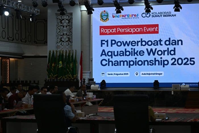 sumut_siap_selenggarakan_aquabike_jetski_dan_f1_powerboat_2025_di_danau_toba