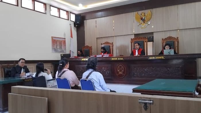 kasus_kecelakaan_tewaskan_ayah_dan_dua_anak_di_siantartoba_terdakwa_jalani_sidang