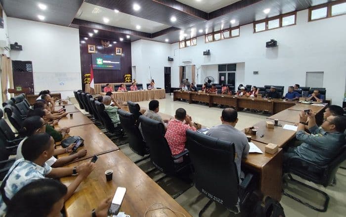 pemko_pematangsiantar_bahas_rencana_roboh_gedung_4_pasar_horas_pedagang_desak_kepastian_pembangunan