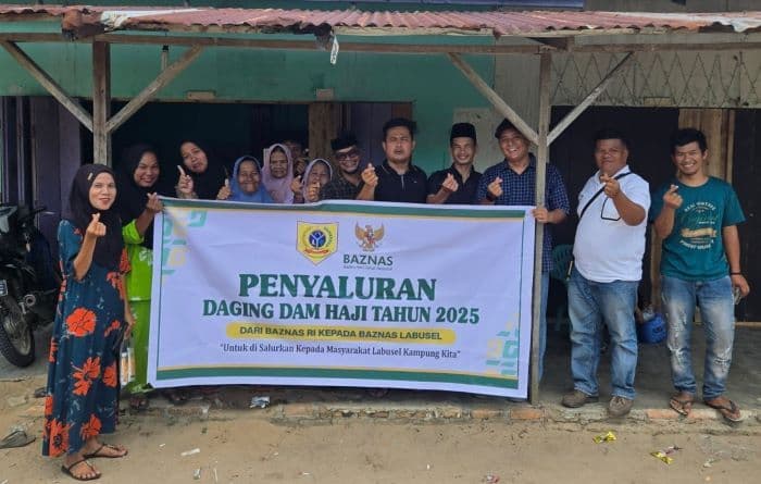 baznas_labusel_salurkan_daging_dam_haji_2025_untuk_warga_sungai_kanan