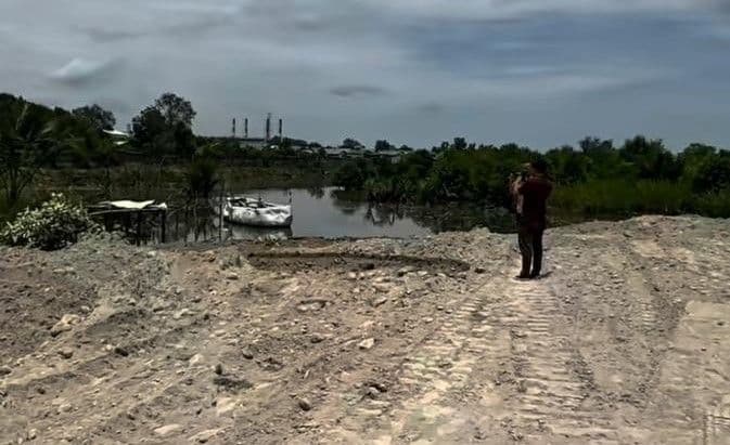 dlh_medan_pastikan_aktivitas_penimbunan_hutan_mangrove_di_sicanang_tak_kantongi_izin