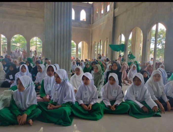 siswa_madrasah_di_palas_antusias_ikuti_lomba_memeriahkan_peringatan_maulid_nabi