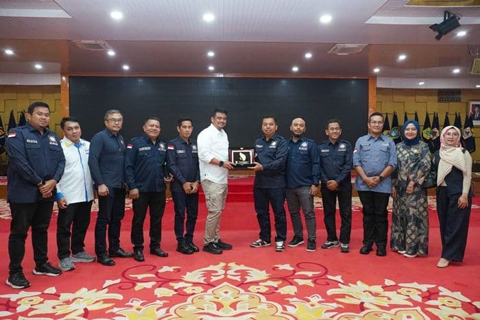 target_20_ribu_rumah_di_sumut_2025_bobby_minta_seluruh_daerah_bergerak_cepat