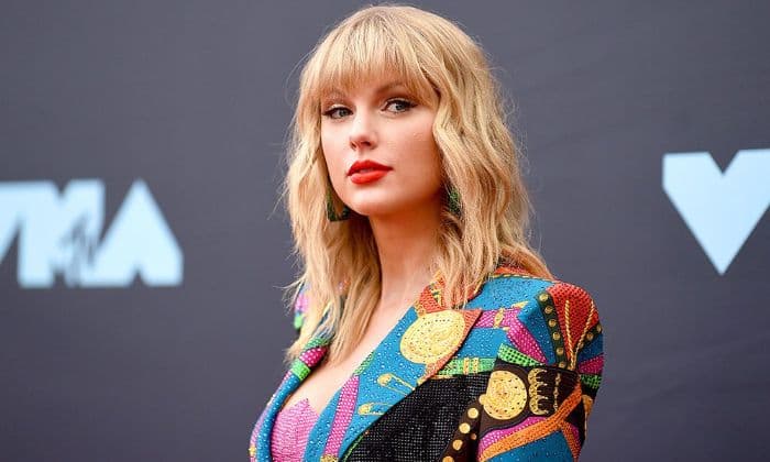 taylor_swift_ukir_sejarah_album_barunya_tembus_empat_juta_kopi_dalam_seminggu