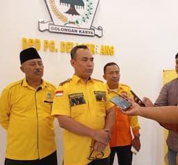 ketua_golkar_deli_serdang_asri_ludin_harus_mundur_sebelum_ke_gerindra