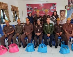 lipan_sumut_bagikan_sembako_untuk_veteran_lvri_deli_serdang_di_hari_pahlawan_2025