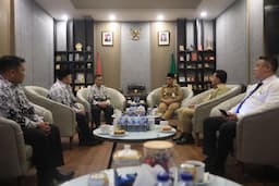 wali_kota_medan_minta_pgri_siapkan_strategi_pendidikan_hadapi_era_digital