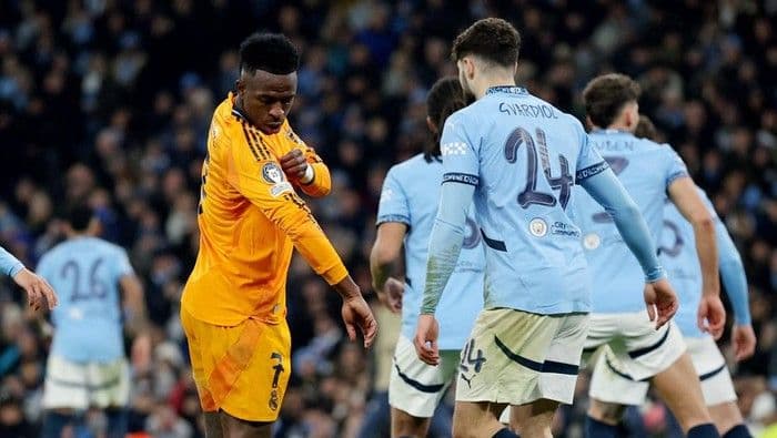 balas_ejekan_fans_manchester_city_vinicius_junior_15_ucl_nih_bos