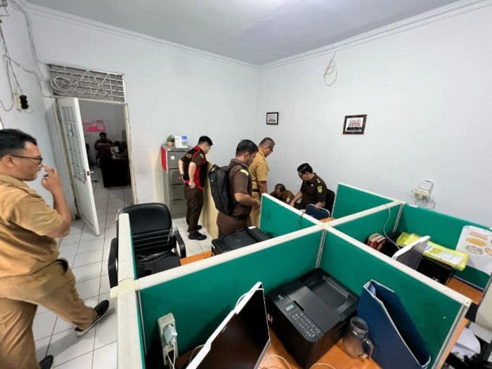 kantor_disbudporapar_deli_serdang_digeledah_jaksa
