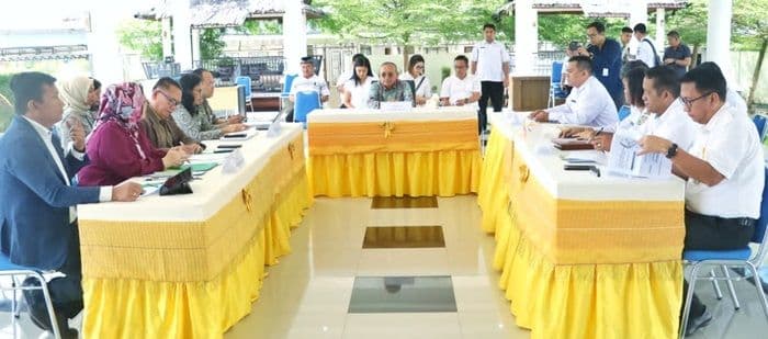 penggali_kubur_dan_bilal_mayit_di_simalungun_akan_jadi_peserta_bpjs_pbi