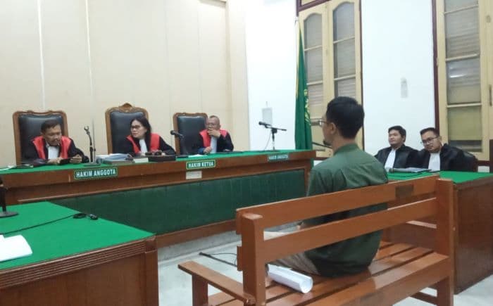 ph_minta_hakim_bebaskan_mantan_pemain_timnas_u20_dalam_kasus_korupsi_uinsu