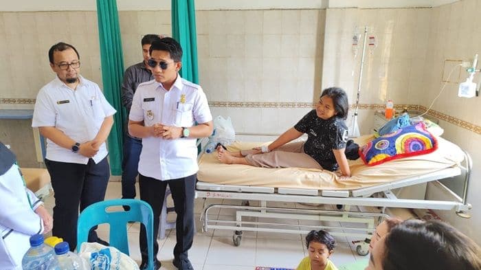 sidak_wawako_binjai_temukan_ruang_rawat_yang_panas_di_rsud_djoelham