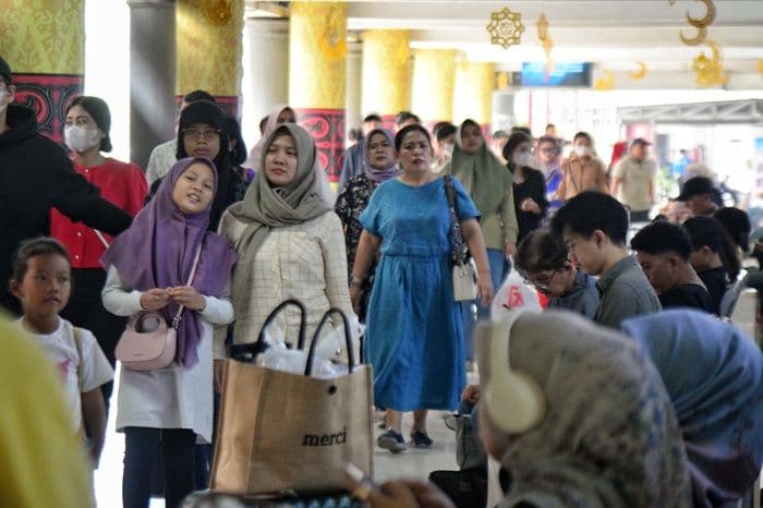 kai_sumut_layani_212689_penumpang_selama_lebaran_2025_naik_13_persen
