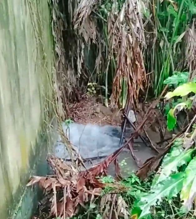 pipa_pdam_tirta_deli_pecah_pelanggan_di_lubuk_pakam_borong_air_isi_ulang