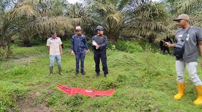 saat_bersihkan_lemari_warga_asahan_geger_temukan_granat_