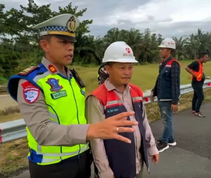 bahaya_jalan_tol_bergelombang_polisi_dan_pt_hk_tindaklanjuti_km_63