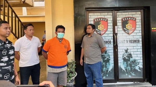 ditangkap_polisi_ayah_farel_prayoga_mengaku_main_judi_online