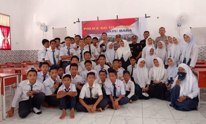 polres_batu_bara_imbau_siswa_hindari_kenakalan_remaja