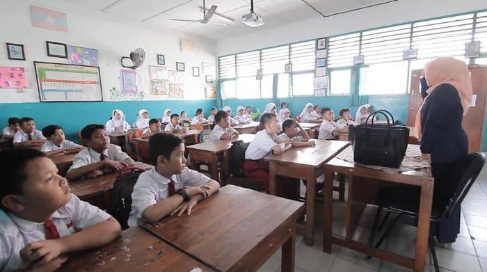 wacana_sekolah_lima_hari_ini_respon_disdik_dan_harapan_orang_tua_di_kisaran