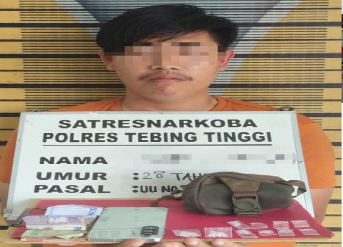 pengangguran_di_tebing_tinggi_ditangkap_polisi_miliki_10_paket_sabu_siap_edar