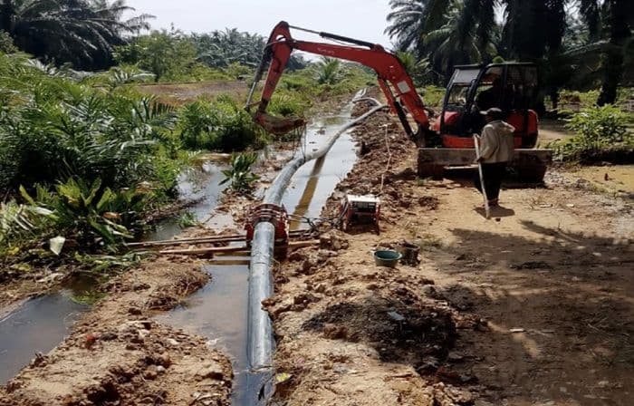 warga_langkat_khawatir_sungai_besitang_tercemar_limbah_sawit