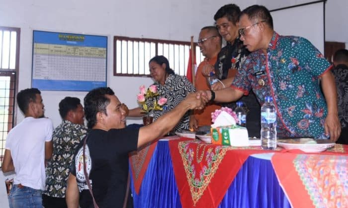 warga_tapteng_keluhkan_keberadaan_pt_nauli_sawit_bupati_masalah_akan_diurai