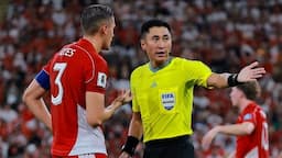 3_kontroversi_wasit_ma_ning_di_laga_indonesia_vs_irak_penalti_hilang_var_tak_dipakai_garuda_dirugikan_di_kualifikasi_piala_dunia_2026