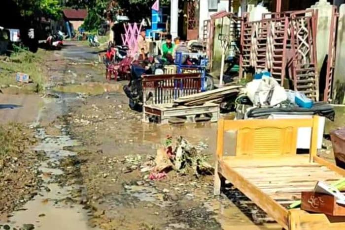 banjir_tahunan_kembali_rendam_120_rumah_warga_di_pasar_bawah_serbelawan
