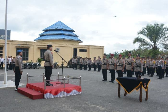 kapolres_labuhanbatu_selatan_lantik_pejabat_baru_kabag_ops_kasat_reskrim_dan_kasat_lantas