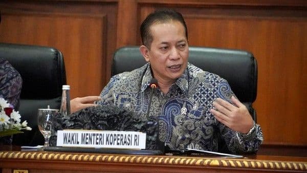 menkop_ferry_juliantono_bentuk_satgas_tangani_koperasi_bermasalah