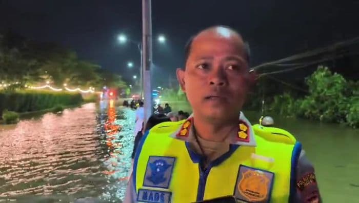 pintu_tol_amplastanjung_morawa_ditutup_sementara_akibat_banjir