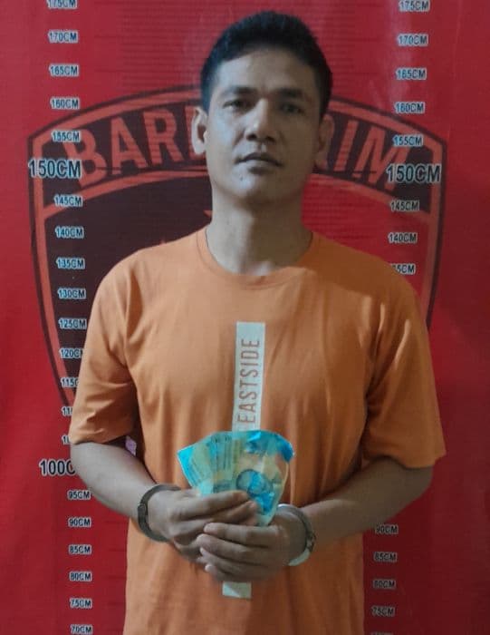 pencuri_tablet_terekam_cctv_diamankan_di_dalam_kamar_