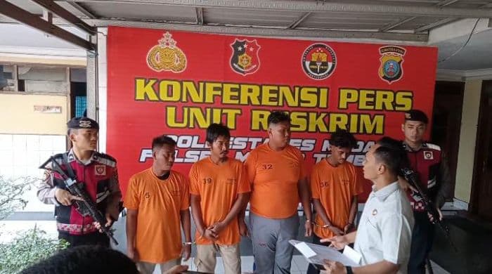 polisi_tangkap_empat_pria_terkait_temuan_jasad_di_desa_sampali_percut_