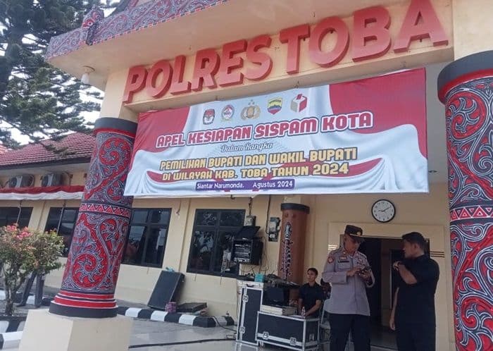 wartawan_kabupaten_toba_gembira_mendengar_perpindahan_kapolres