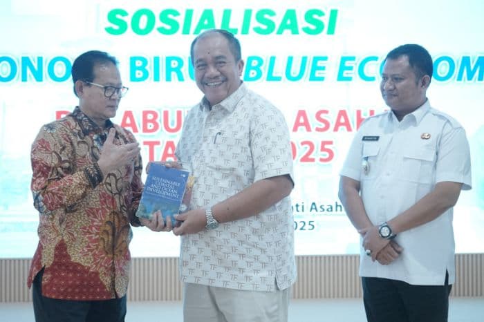 bupati_ungkap_potensi_laut_asahan_dpr_ekonomi_biru_kuncinya