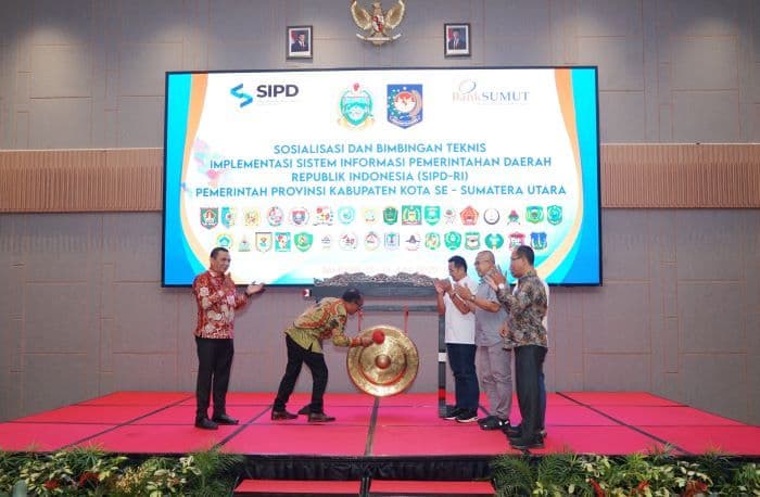 bank_sumut_dan_kemendagri_gelar_bimtek_sipdri_untuk_pemda_sesumatera_utara