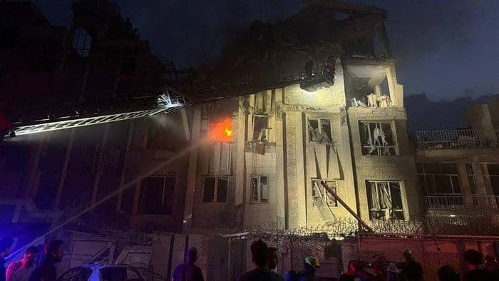 kbri_teheran_imbau_warga_indonesia_waspada_usai_serangan_israel_ke_iran