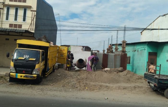 warga_desak_penertiban_ruko_ilegal_di_helvetia_pemkab_deli_serdang_dinilai_lamban