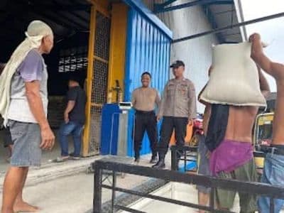 polres_pelabuhan_belawan_panen_2_ton_jagung_di_ladang_binaan