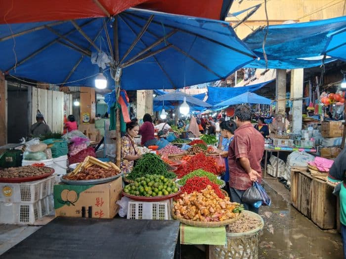 harga_cabai_rawit_stabil_dan_cabai_merah_masih_tinggi_pedagang_berharap_pemda_dapat_stabilkan_harga