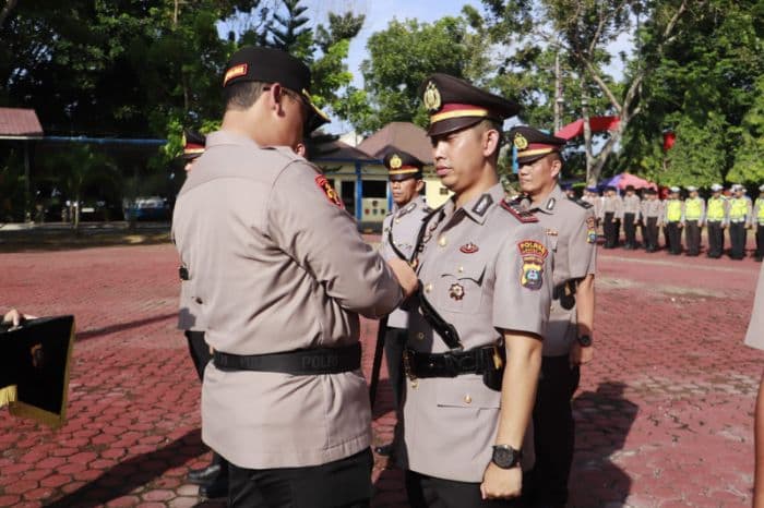 kasat_reskrim_dan_dua_kapolsek_di_polres_langkat_dirotasi