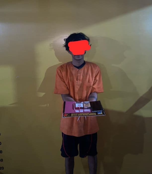 polisi_tangkap_seorang_pengedar_sabu_di_teluk_panji_labusel