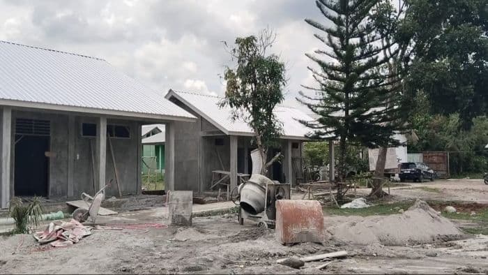 proyek_revitalisasi_smpn_7_tebingtinggi_diduga_tak_sesuai_aturan_dikerjakan_pihak_luar