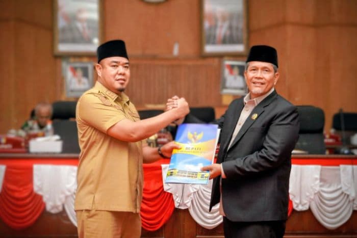 wabup_batu_bara_syafrizal_sampaikan_ranperda_perlindungan_hak_penyandang_disabilitas
