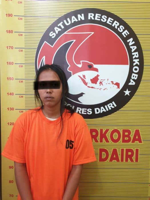 miliki_sabu_perempuan_31_tahun_warga_sitinjo_diringkus_di_sidikalang