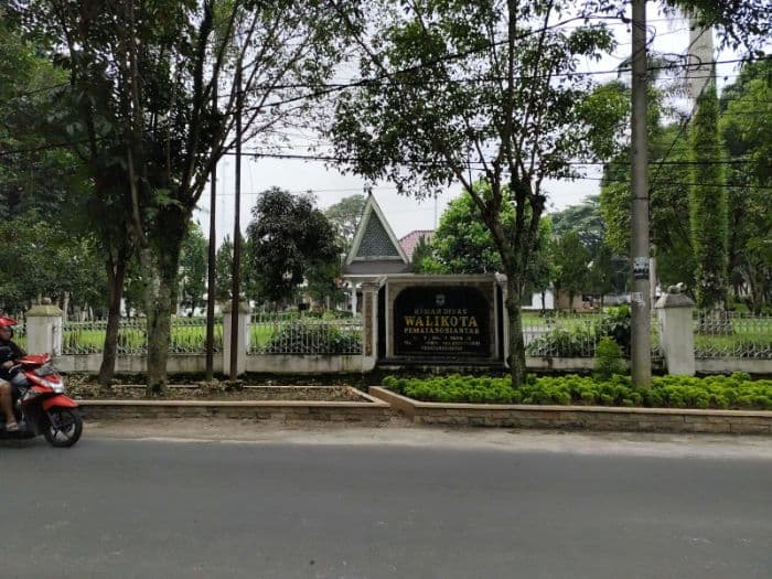 jelang_pelantikan_rumah_dinas_wali_kota_dan_wakil_wali_kota_pematangsiantar_akan_dibenahi