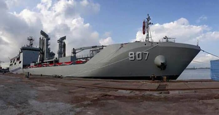 kapal_perang_bersandar_di_sibolga_ini_komentar_komandan_kri_bontang_